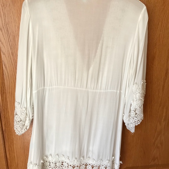 Blouse - Picture 6 of 7